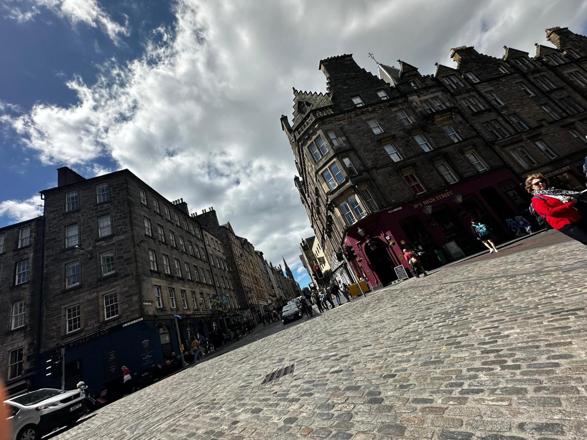 Old House In Central Of Old Town EDI Exterior foto